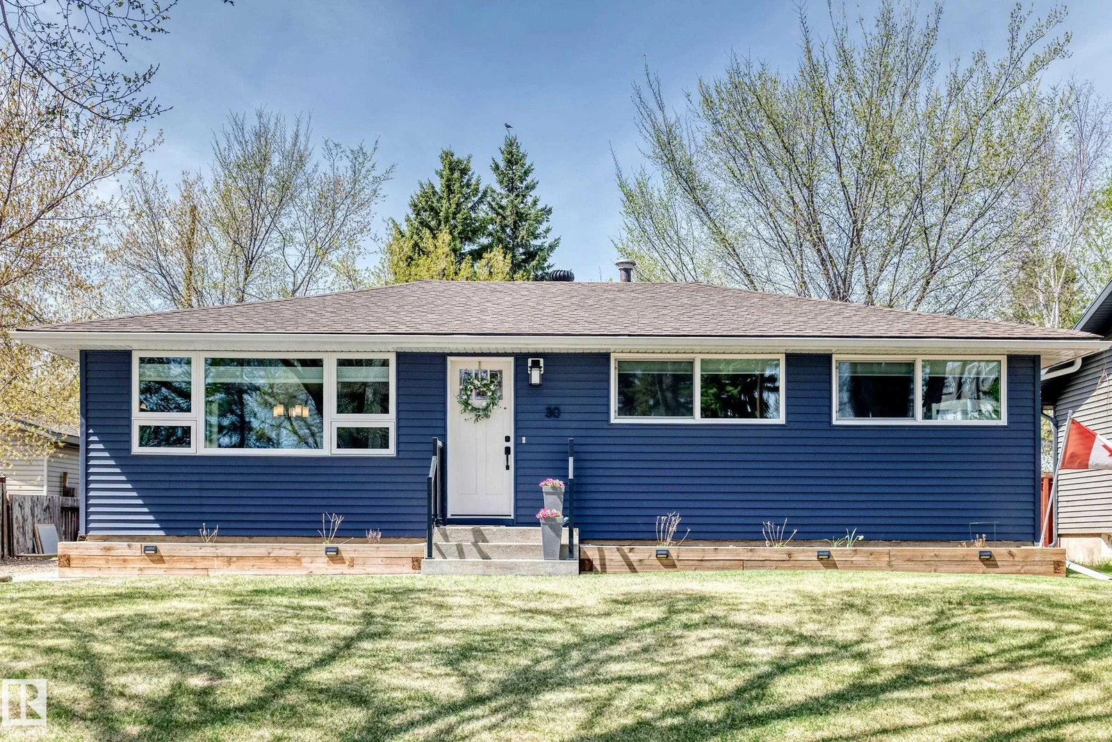 30 SUNNYSIDE CR, St. Albert - 3 bedroom Detached Single Family for sale