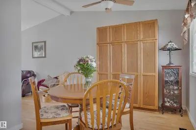 Interior photo 4 of 4804 42 AV