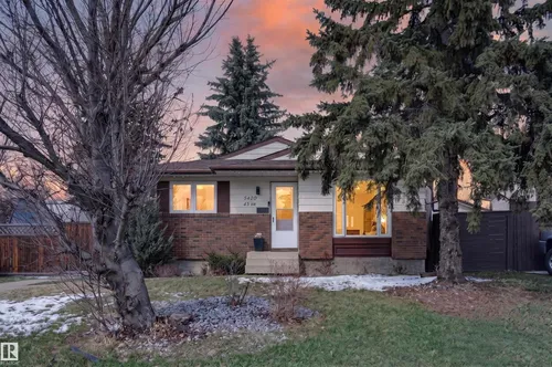 5420 43 AV, Beaumont - $390,000