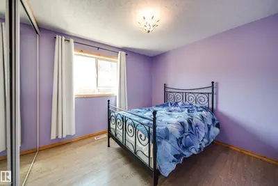 Interior photo 3 of 436 Lakeview DR