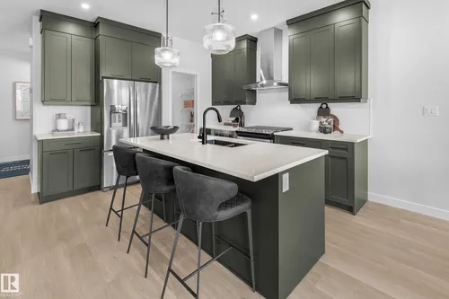 5512 HAWTHORN PS SW, Edmonton - $499,623