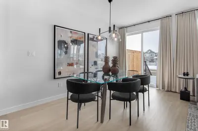 Interior photo 1 of 5641 HAWTHORN WY SW