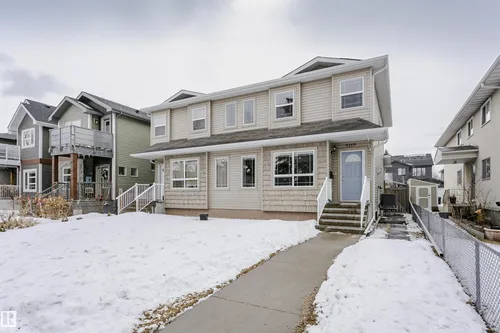 9359 74 AV NW, Edmonton - $549,900