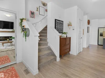 Interior photo 4 of 3608 8 AV SW
