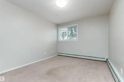 Interior photo 4 of #104 328 WOODBRIDGE WY
