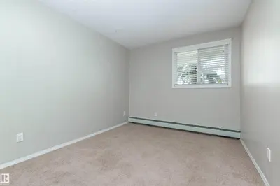 Interior photo 2 of #104 328 WOODBRIDGE WY