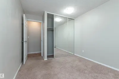 Interior photo 3 of #104 328 WOODBRIDGE WY