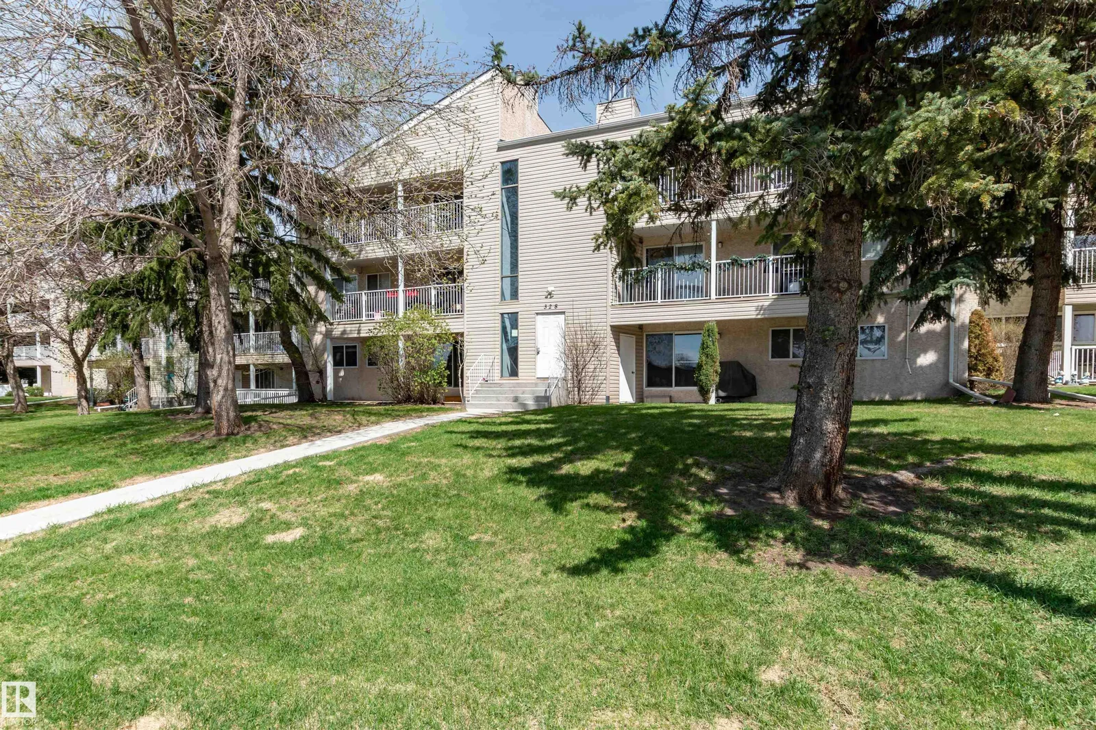 #104 328 WOODBRIDGE WY, Sherwood Park - 2 bedroom Apartment for sale