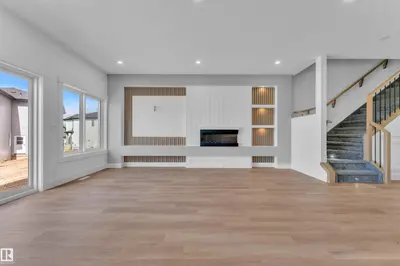 Interior photo 2 of 3116 8 AV SW