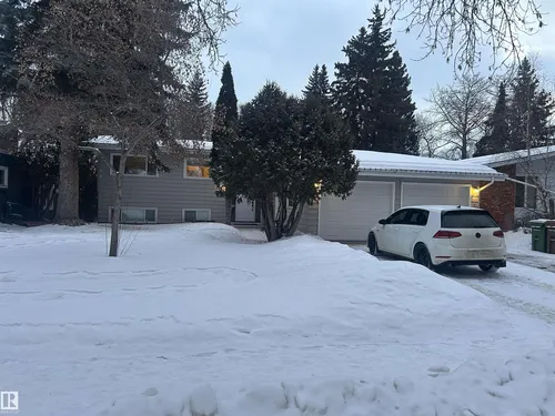 39 FAIR OAKS DR, St. Albert - $670,000