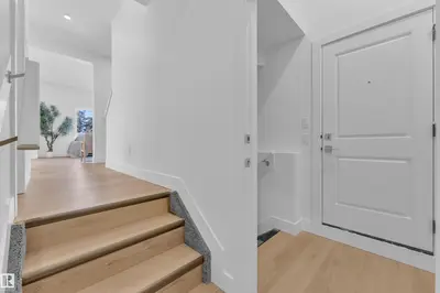 Interior photo 2 of 239 Linden LO