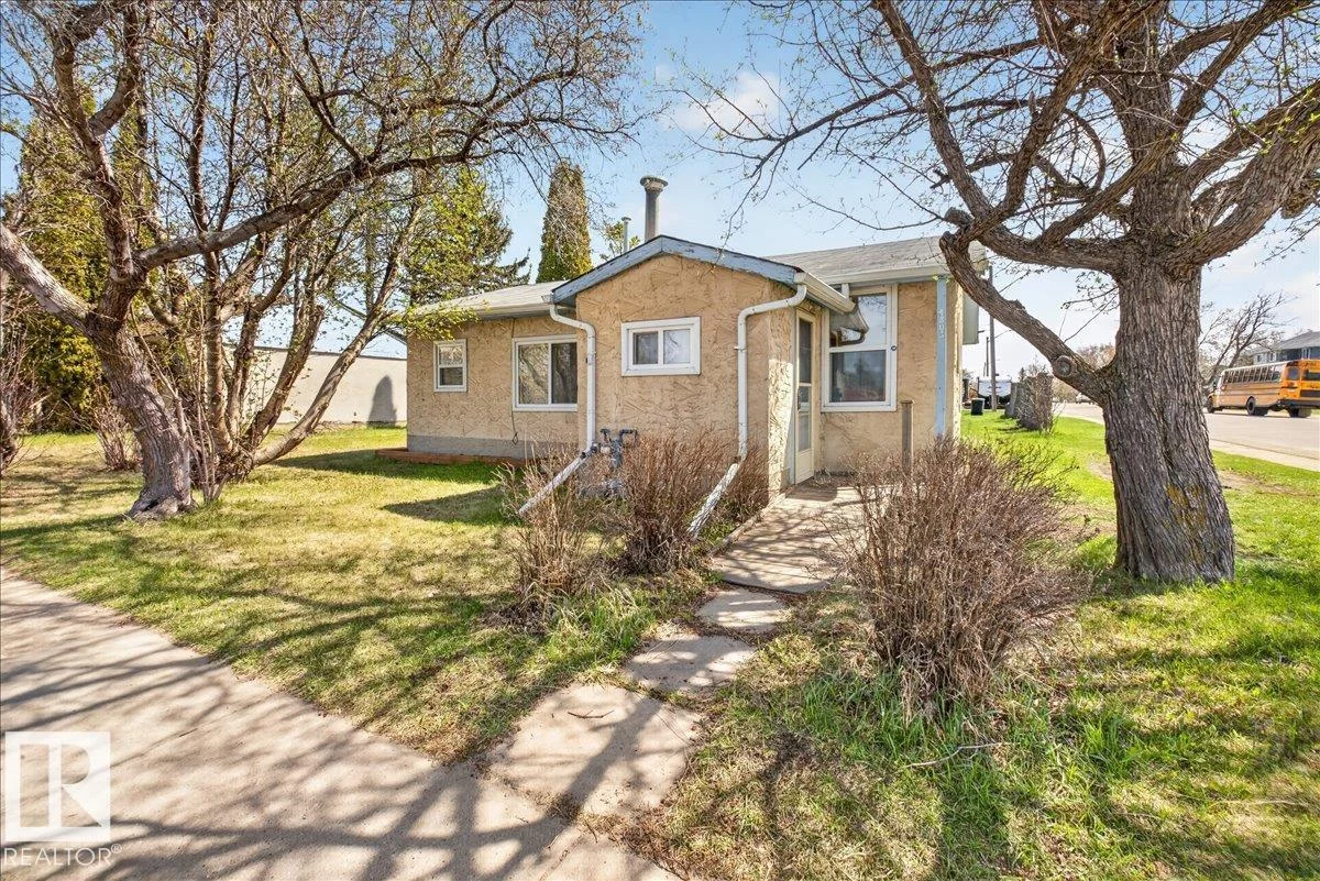 4803 51 ST, Gibbons - 3 bedroom Detached Single Family for sale