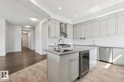 Interior photo 4 of #502 1316 WINDERMERE WY SW
