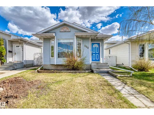 255 KIRKWOOD AV NW, Edmonton - $368,000