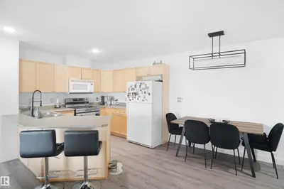 Interior photo 2 of #403 15211 139 ST NW