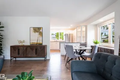 Interior photo 3 of 14604 92A AV NW