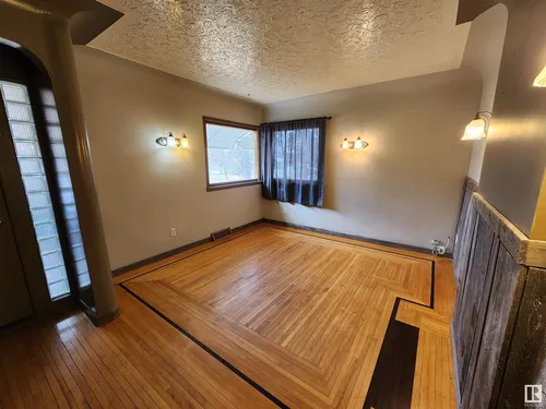 125 1st ST W, Derwent - $114,900