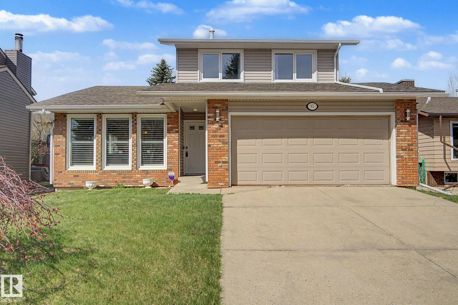 42 WOODLAKE RD, Sherwood Park - 4 bedroom Detached Single Family for sale