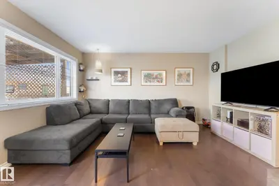 Interior photo 3 of 21818 99A AV NW