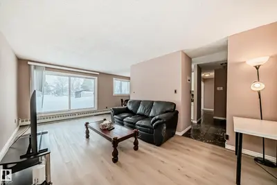 Interior photo 4 of #121 15105 121 ST NW