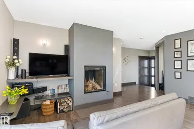 Interior photo 4 of 56217 RGE ROAD 242