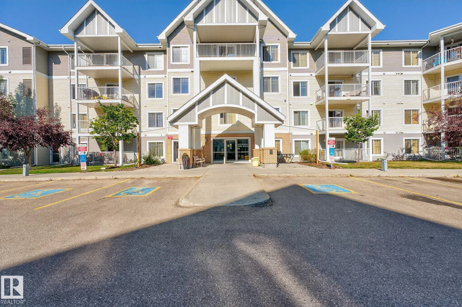 #215 2208 44 AV NW, Edmonton - 2 bedroom Apartment for sale