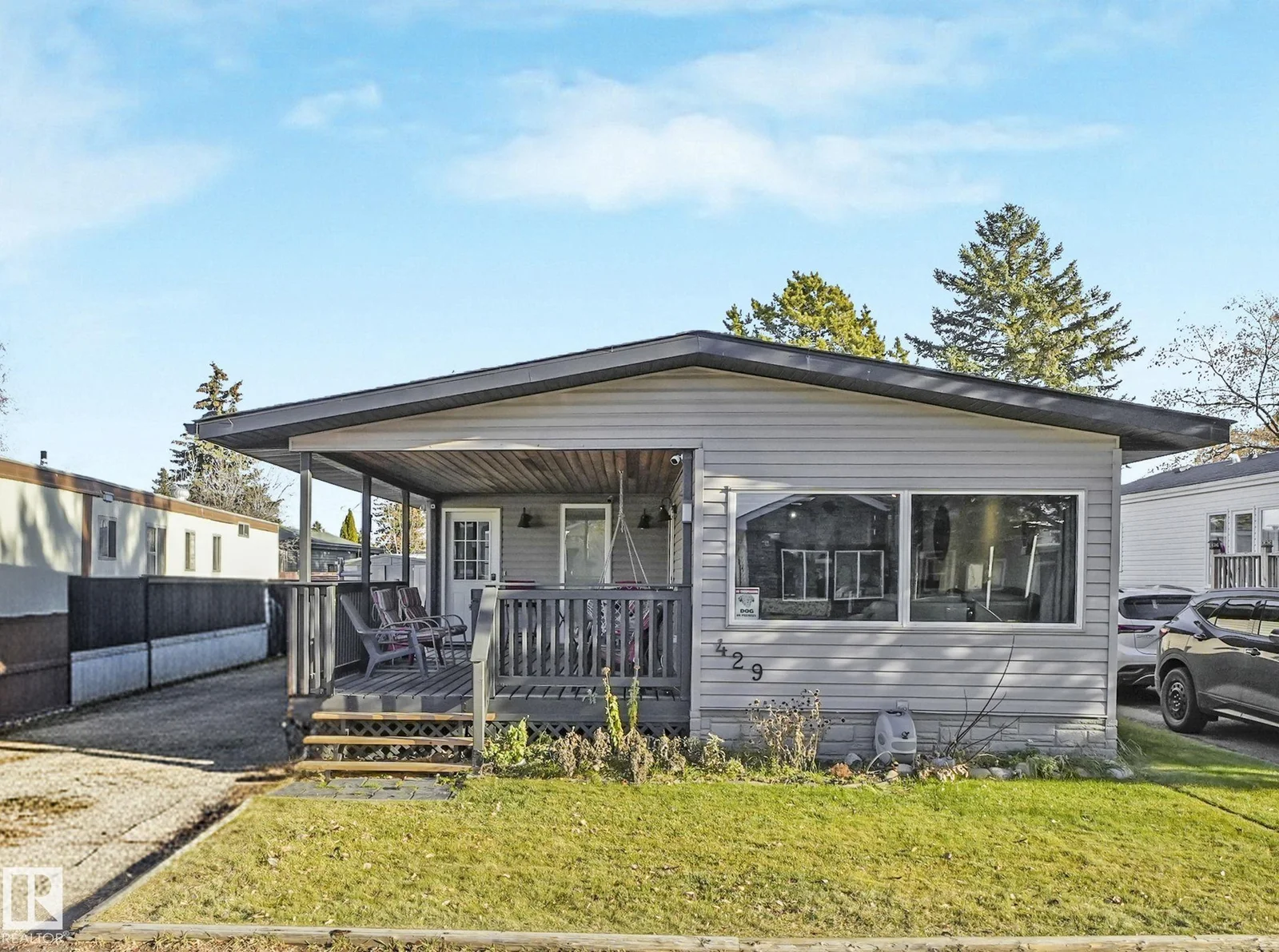 429 Westview CL NW, Edmonton - 3 bedroom Single Family Residence for sale