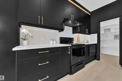 Interior photo 2 of 84 SILVERSTONE DR