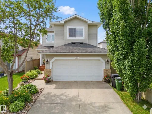 1567 37C AV NW, Edmonton - $529,000