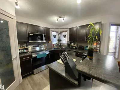 Interior photo 2 of 1151 37 AV NW NW