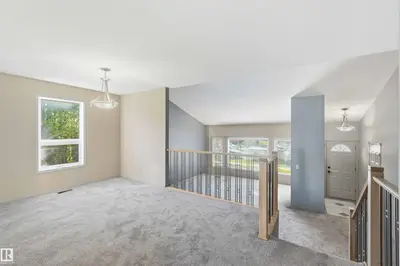 Interior photo 3 of 42 Patterson Cr