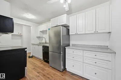 Interior photo 1 of #305 10811 115 ST NW