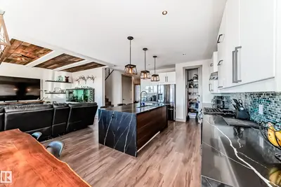 Interior photo 2 of 5263 47 Ave