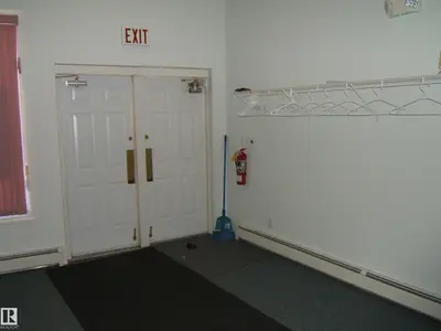 Interior photo 4 of 4707 50 ST