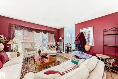 Interior photo 4 of 3923 149 ST NW