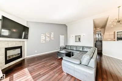 Interior photo 2 of 4823 147 AV NW
