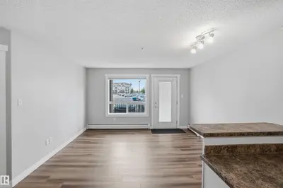 Interior photo 3 of #6105 7331 South Terwilleger NW NW