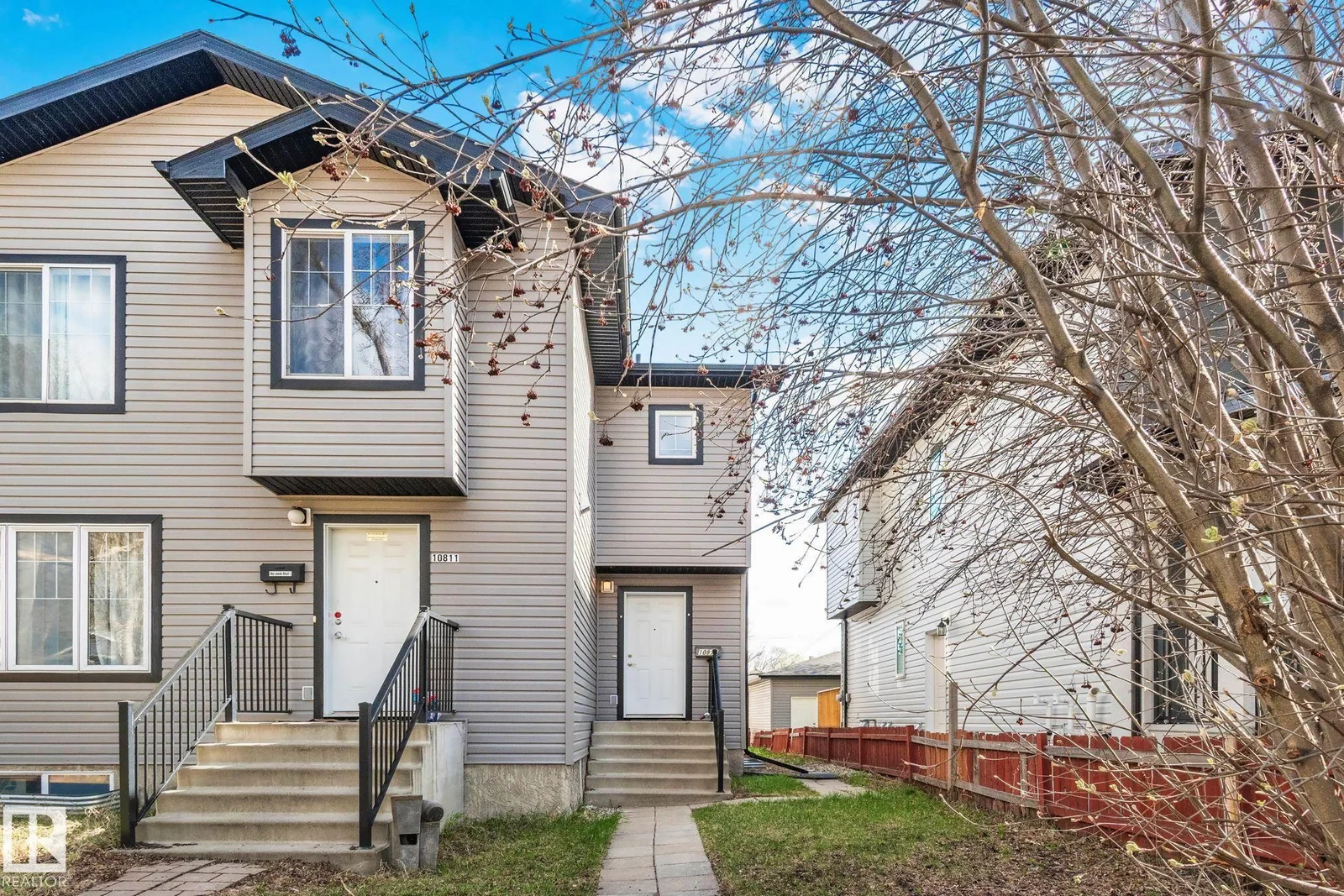 10813 66 AV NW, Edmonton - 6 bedroom Duplex for sale
