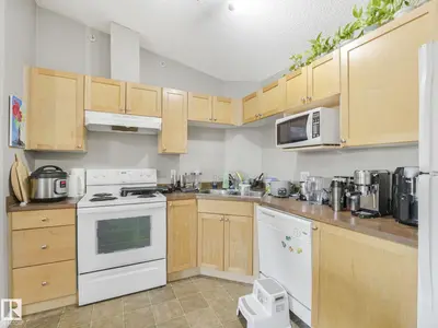 Interior photo 3 of #1437 9363 Simpson DR NW
