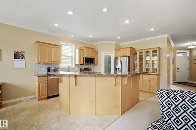 Interior photo 3 of 2332 RUTHERFORD WY SW