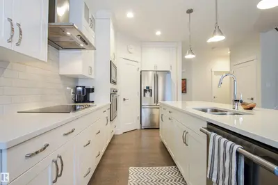 Interior photo 2 of 48 AMESBURY WD