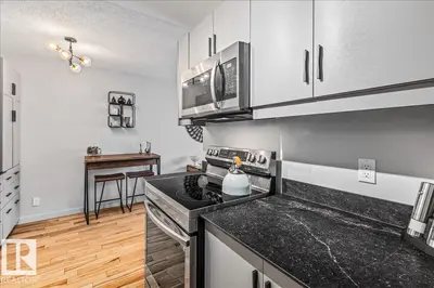 Interior photo 2 of 14222 91 AV NW