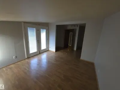 Interior photo 2 of 4506 48 AV