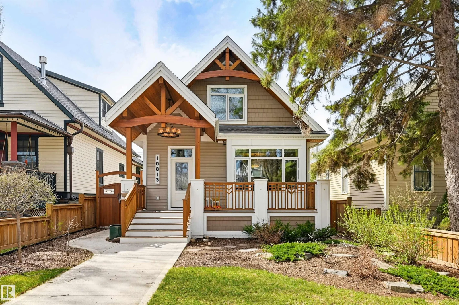 10813 74 AV NW, Edmonton - 2 bedroom Detached Single Family for sale