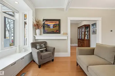 Interior photo 2 of 10813 74 AV NW