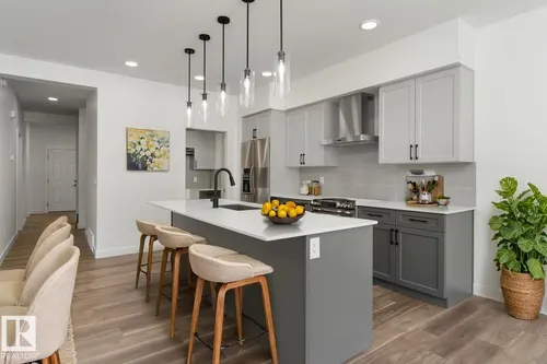4220 208 ST NW, Edmonton - $662,600