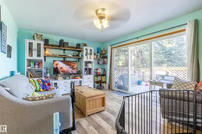Interior photo 3 of 58309 RGE ROAD 244