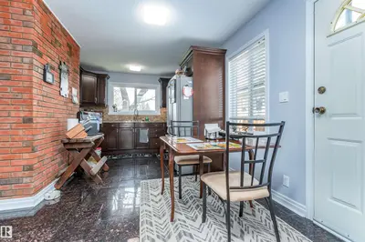 Interior photo 3 of 23 Circlewood DR