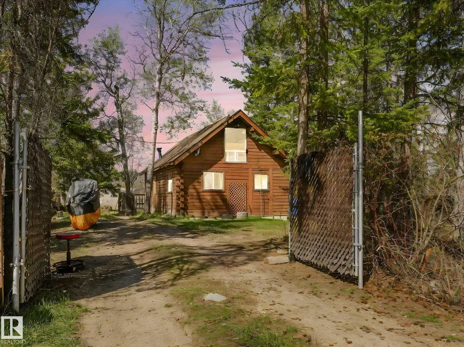 722 Blue Heron DR, Rural Lac Ste. Anne County - 2 bedroom Detached Single Family for sale