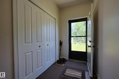 Interior photo 2 of 240002 TWP RD 674